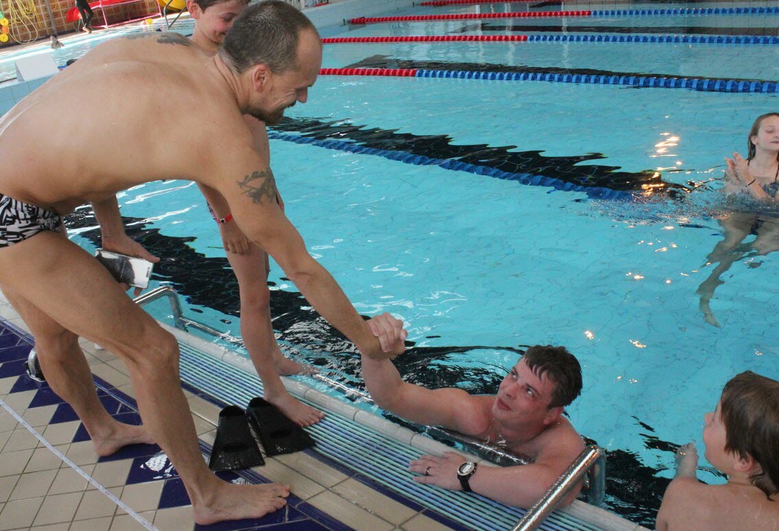 Record du monde avec 48h de natation